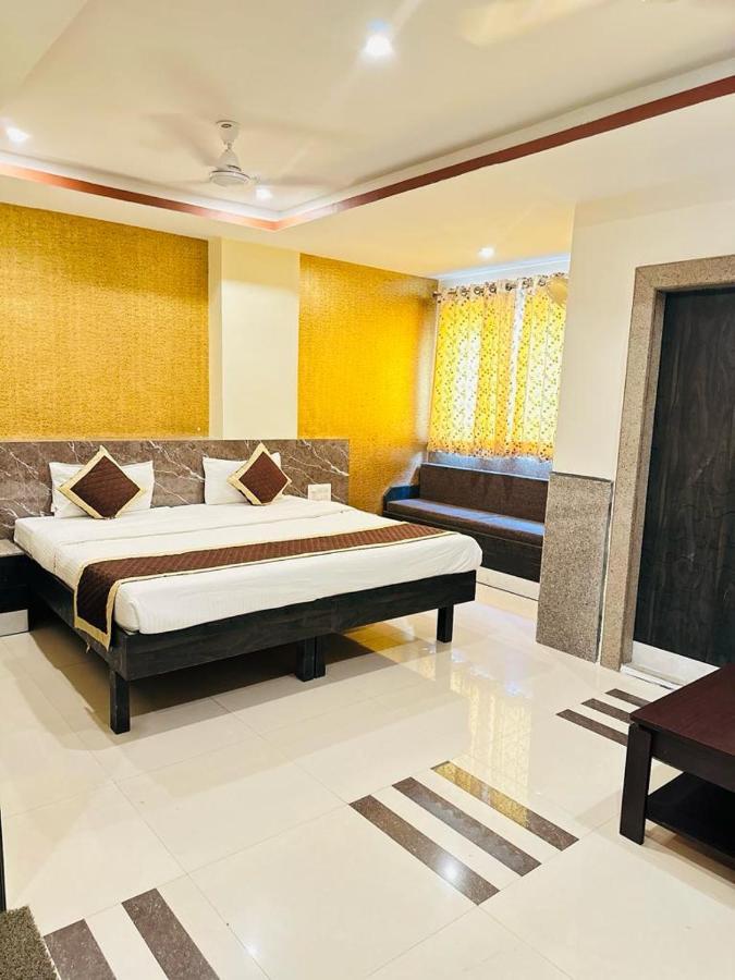 Nakshatra Hotel Banswara Экстерьер фото