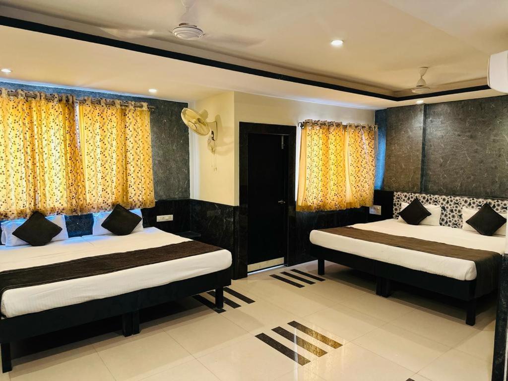 Nakshatra Hotel Banswara Экстерьер фото