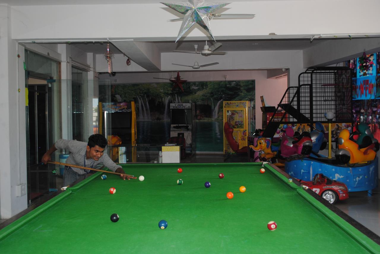 Nakshatra Hotel Banswara Экстерьер фото